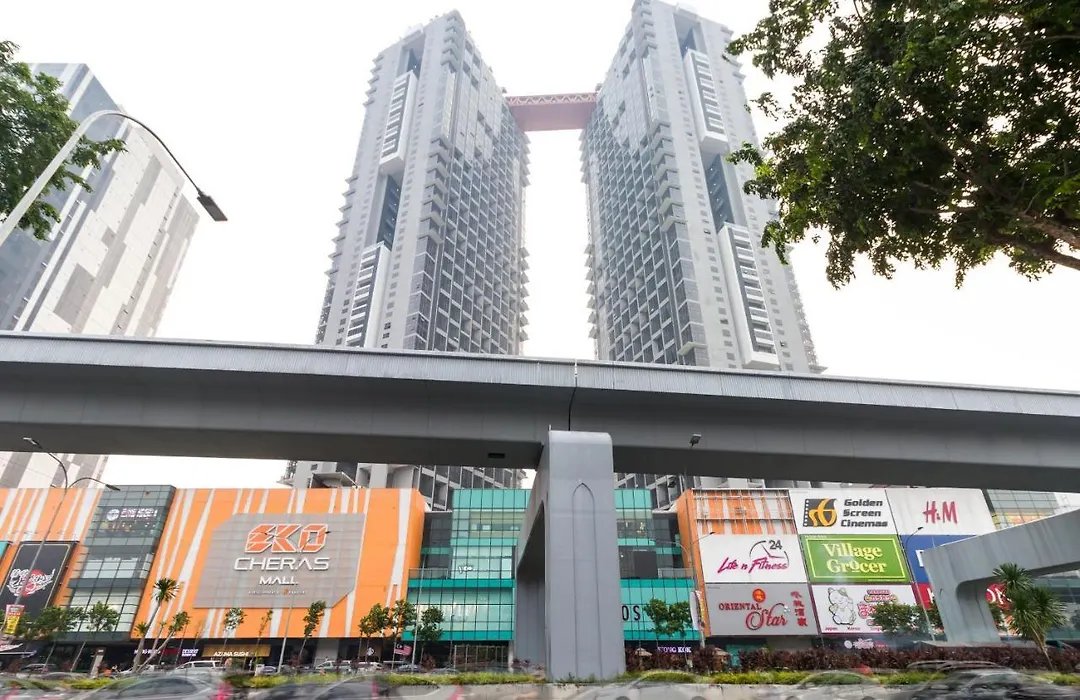 Eko Cheras Premium Suite-1